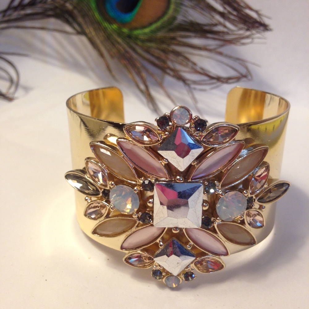 GOLD CUFF
